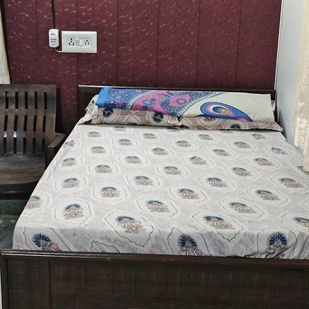 Peaceful Stay 1 Bhk Appartment New Delhi Exterior photo
